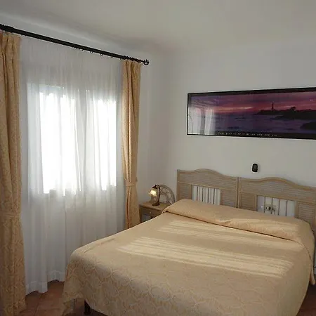 Iara Villa *